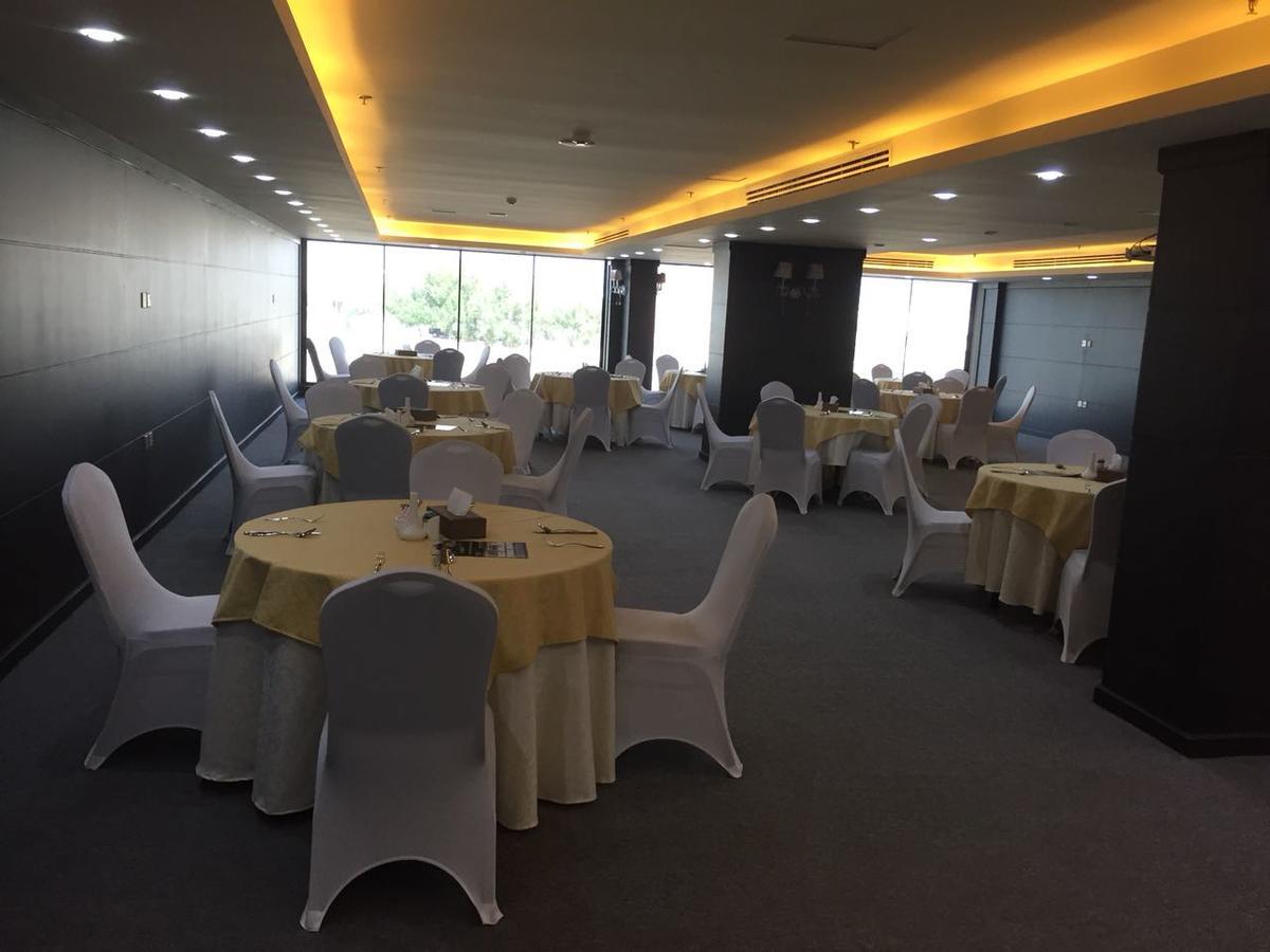Golden Bujari Alulaya Hotel Al Khobar Exterior photo