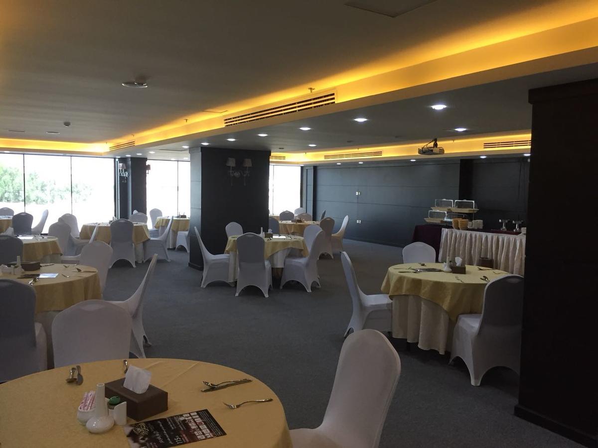 Golden Bujari Alulaya Hotel Al Khobar Exterior photo